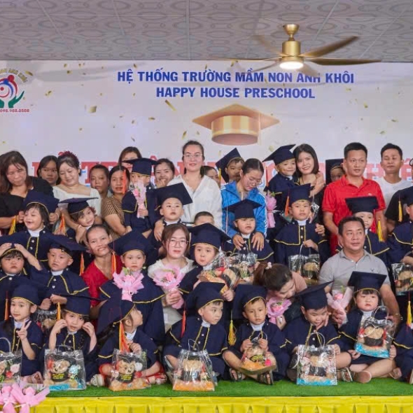 LỄ TRI ÂN VÀ TỐT NGHIỆP 2025